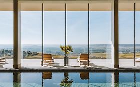 Royal Champagne Hotel & Spa